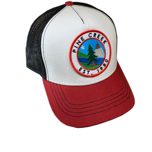 Load image into Gallery viewer, Mesh Trucker cap round patch - Multi
