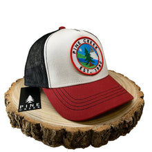 Load image into Gallery viewer, Mesh Trucker cap round patch - Multi
